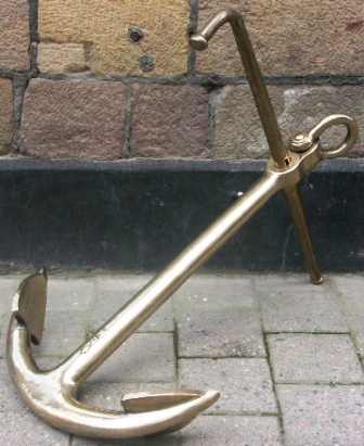 20th century admiralty-anchor in solid brass with detachable anchor-stock.