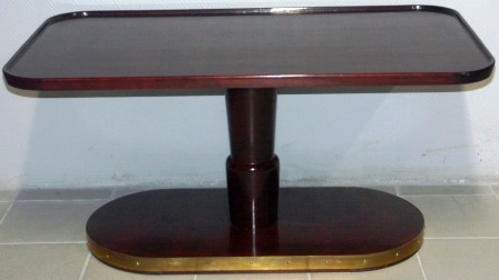 Rectangular sofa table in mahogany and brass from the Italian liner M/N G. Verdi.