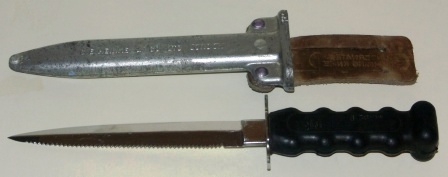 20th century diving knife made by C.E. Heinke & Co. Ltd/Siebe Gorman, London. Double edged blade.