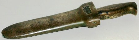 20th century diving knife made by Heinke, London. In brass with single edged blade.