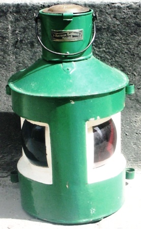 Early 20th century painted "all-in-one" port and starboard light. Complete with kerosene burner. Sold by Herman Gotthardt, Malmö. 