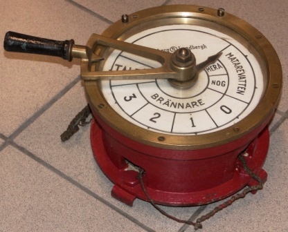 Early 20th century brass and iron engine room telegraph from a Swedish steam vessel. Made by TL (Tornborg & Lundbergh) Stockholm. 