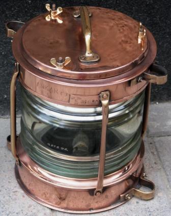 Electrified 20th century copper anchor light made by C.M. Hammar, Göteborg and marked with three crowns, ANKAR-CJ-G31692.