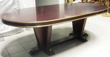 Oval table in mahogany and brass from the Italian liner M/N G. Verdi.