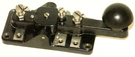 20th century telegraph / morse key, made of bakelite. Marked KEY.W.T. 8 AMP No2. MK III
