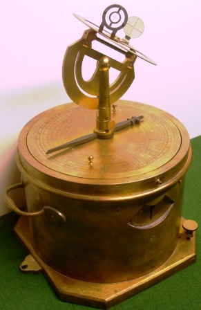 19th century Navisazimut made in brass and mounted in gimbals. Complete with adjustable sight vane. Made by F.W. Gleerup & P.M. Sörensen, Stockholm. 
