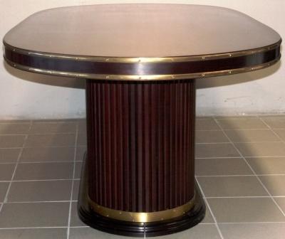 Oval table in mahogany and brass from the Italian liner M/N Rossini