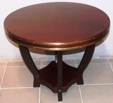 Round coffee table in mahogany and brass from the liner M/N G. Verdi, shipping company Italia.