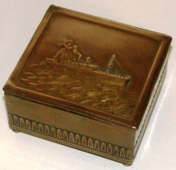 Early 20th century cigarette box made of brass