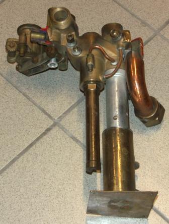 Technical torpedo teaching tools (cut open), from the Swedish Navy. Interwar period (1918-1939), brass and copper.