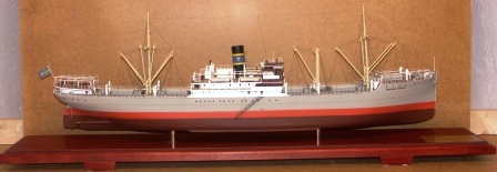 20th century built model depicting the Swedish freighter M/S MARGARET JOHNSON built 1928 (rebuilt 1948) by Aktiebolaget Götaverken, Gothenburg for Rederiaktiebolaget Nordstjernan, Stockholm. Scale 1:135. Incl framed copy of original drawing (102*55cm). Mounted in glass case. 