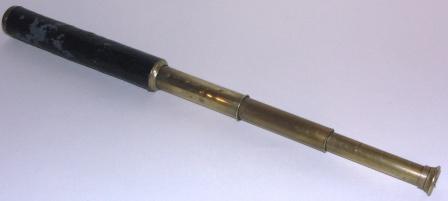 19th century hand-held refracting telescope, maker unknown. With three brass draws and leather bound tube. 